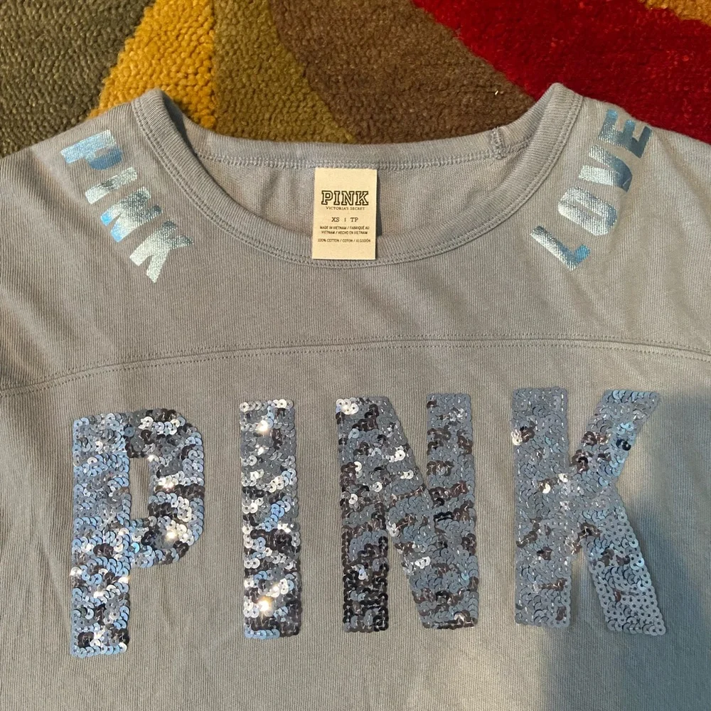 Victoria’s Secret PINK Blue Sequin Love Bling Graphic Tunic Top 3/4 Sleeves XS